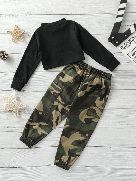Conjunto Dos Piezas: Suéter Negro Tejido Manga Larga + Pantalón Camuflaje - Image 8