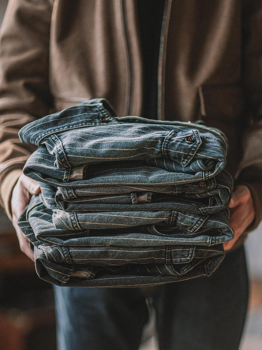Camisa Denim Vintage a Rayas Verticales Manga Larga para Hombre - Image 10