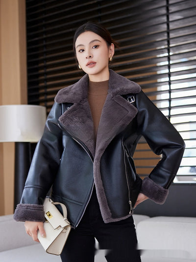 Abrigo de Cuero y Borrego para Mujer - Chaqueta de Moto Invierno Premium - Image 4
