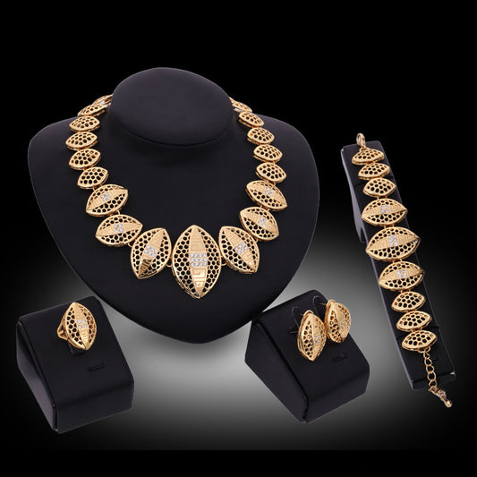 Juego de 4 Piezas de Joyería Hoja - Collar y Aretes Elegantes