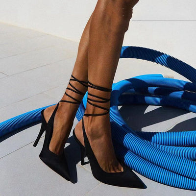 Sandalias de Tacón Alto con Punta Afilada y Tira al Tobillo - Diseño Europeo Exclusivo