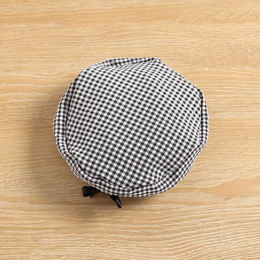 Conjunto Infantil 3 Piezas: Blusa de Encaje, Falda Cuadrillé y Gorro - Image 10