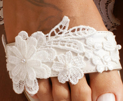 Sandalias Planas de Verano Blancas con Apliques Tridimensionales - Image 11