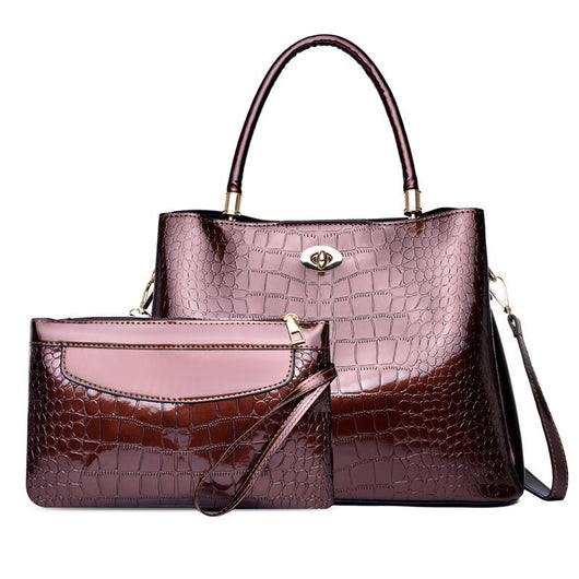 Bolso Mensajero de Cuero Charol con Bandolera Única - Image 23
