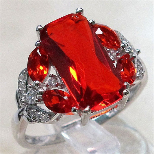 Anillo de Compromiso Ojo de Caballo Rubí Natural Plata 925 Diseño Europeo