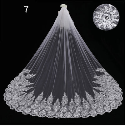 Vestido de Novia Lujo con Cola Larga y Velo de Hada Mágica - Image 13