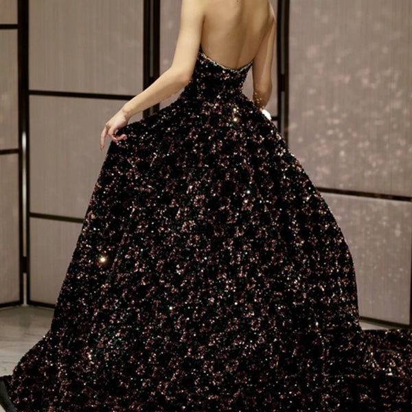 Vestido de Actuación con Lentejuelas y Cola Elegante para Mujer