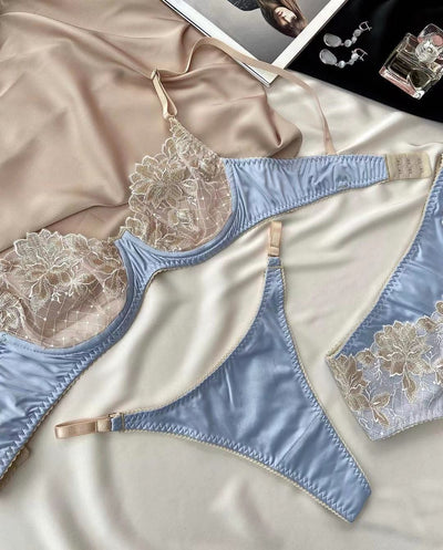 Conjunto Lencería Vintage Artesanal de Lujo - Tres Piezas Sexi - Image 9