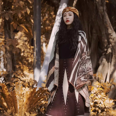 Capa Cálida Estilo Cachemira con Estampado Cebra y Lunares Inverness