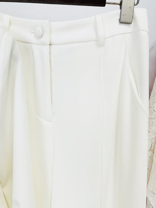 Traje Elegante de Estilo Británico con Chaqueta Corta Bordada y Pantalón Ancho - Image 28