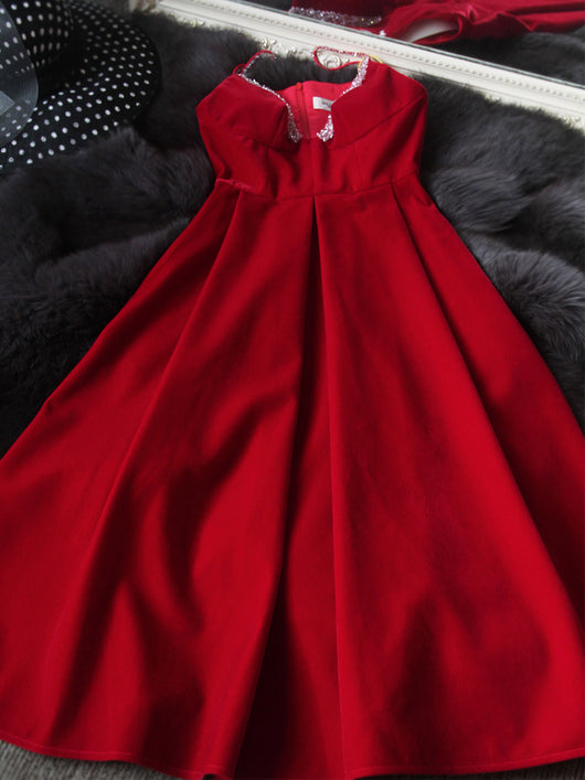 Vestido Princesa Terciopelo Rojo Escote Profundo Espalda Descubierta - Image 7