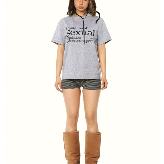 Camiseta Entallada con Estampado de Letras - Image 14