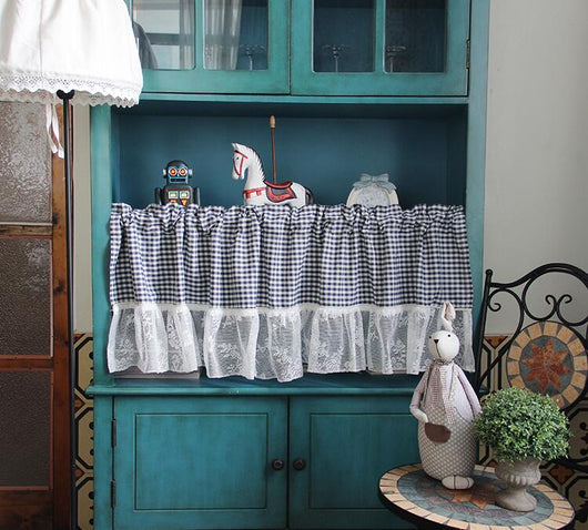 Red and white gingham kitchen or bathroom curtain with a white lace ruffled bottom, designed for rod suspension. - Image 10