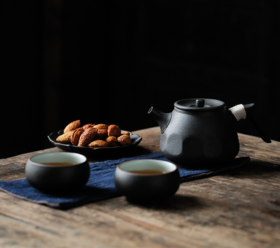 Juego de Té de Cerámica Negra Artesanal - Image 4