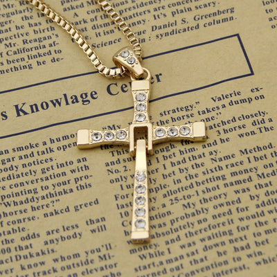 Collar Cruz Dominic Toretto para Hombre