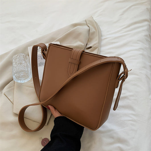Bolso Mensajero de Gran Capacidad para Commute y Viajes - Image 7