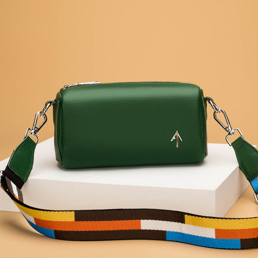 Bolso Mensajero de Cuero con Detalles en Contraste - Diseño Minimalista - Image 6