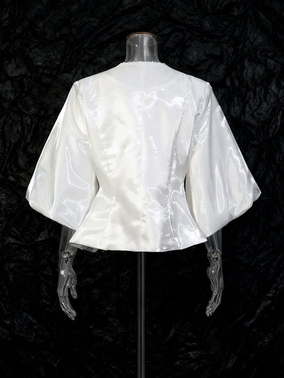 Blusa Cuello Redondo con Mangas Farol - Diseño Clásico de Botón Único - Image 4