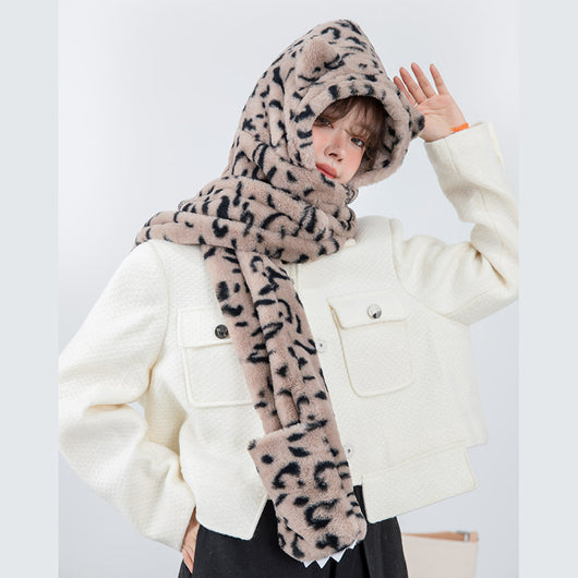 Conjunto 3 en 1: Gorro, Bufanda y Guantes con Estampado de Patitas - Image 6