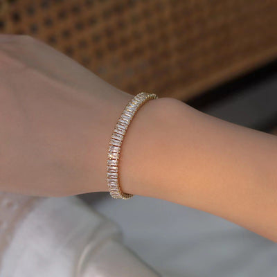 Pulsera de Perlas Barrocas Naturales con Circón Cristal - Image 9