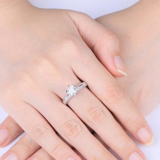 Anillo de Plata 925 para Mujer con Diamante de Seis Puntas - Image 2