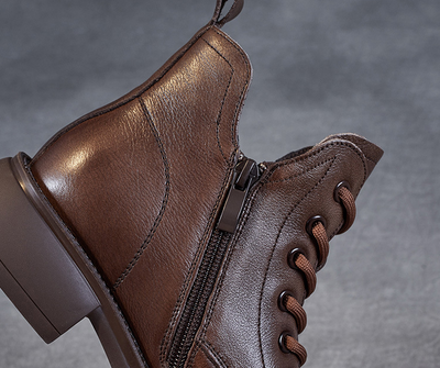 Botas Martin Cortas de Cuero con Cordones y Escote en V - Image 18