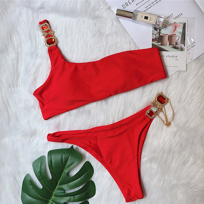 Traje de Baño Lujo con Cadena de Cristales - Bikini Asimétrico de Un Hombro Estilo Europeo - Image 3