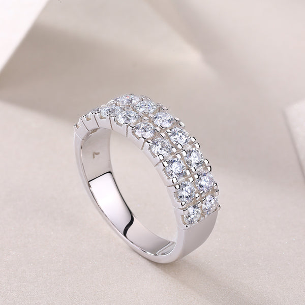 Anillo de Plata Esterlina S925 con Moissanita - Lujo Accesible para Influencers