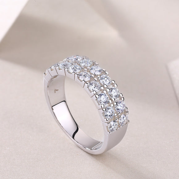 Anillo de Plata Esterlina S925 con Moissanita - Lujo Accesible para Influencers