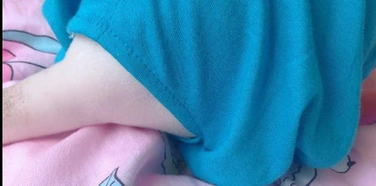 Ropa Trendy para Gatos Sin Pelo - Diseño Azul Elegante - Image 9