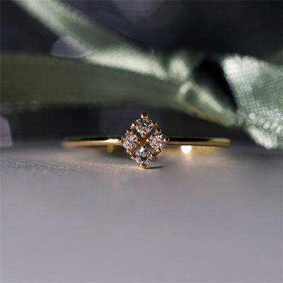 Anillos de Corazón Bajo el Cielo Nocturno - Image 6