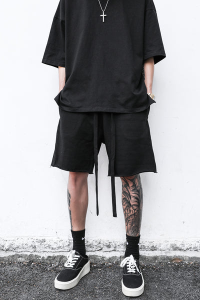 Shorts Casuales para Hombre con Bordes Crudos y Diseño Moderno - Image 4