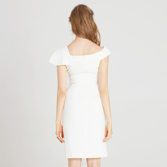 Vestido Blanco con Abertura Lateral