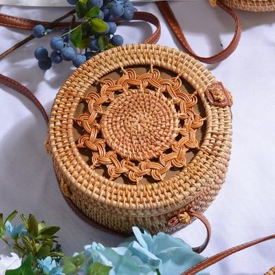 Bolsa Mensajero de Ratán Tejido - Bolsa de Viaje Artesanal - Image 4