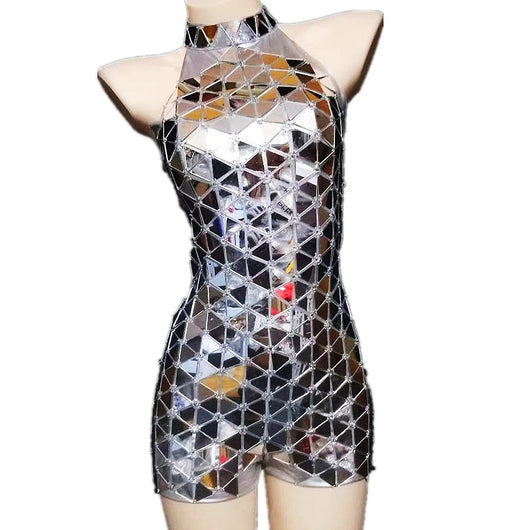 Jumpsuit Elegante de Talle Fino con Lentes Plateados y Tela Elástica - Image 2