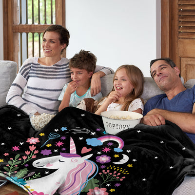 Manta Franela Unicornio Negra - Suave y Acogedora para Todas las Ocasiones - Image 6