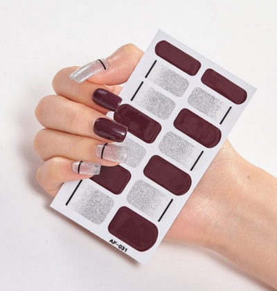 Adhesivos de Uñas Premium con Pegamento Especial - Image 31