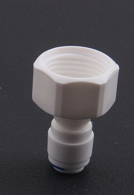 Adaptador de Conexión Rápida para Tuberías de Agua - Rosca Interna 4 Puntos a 2 Puntos - Image 3