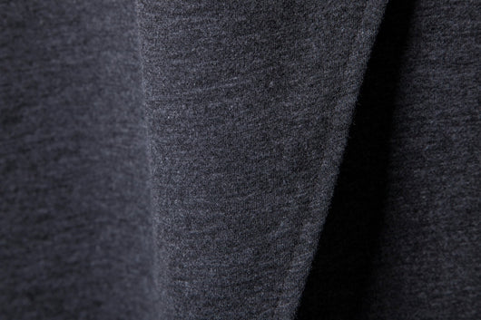 Sudadera Hoodie Slim Fit Irregular de Largo Medio en Colores Sólidos para Hombre - Image 20