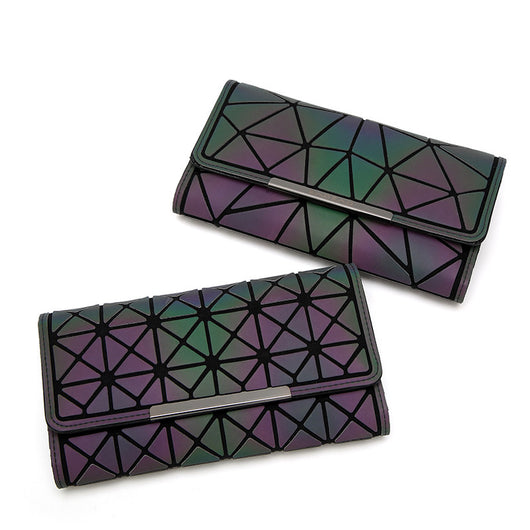 Cartera Larga para Mujer con Diseño Geométrico y Cierre Luminoso - Image 2