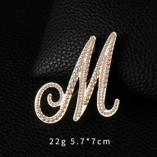 Broche Personalizado con Iniciales en Perlas - Alfiler Elegante para Mujer - Image 22