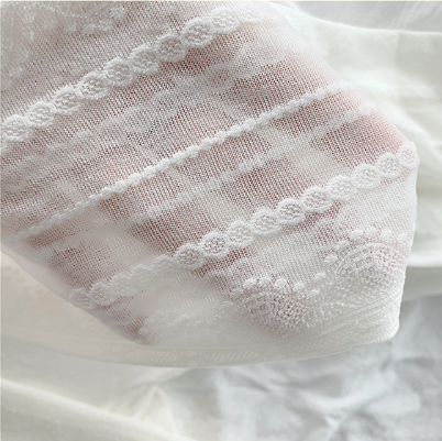 Medias de encaje blanco elegantes - Image 6