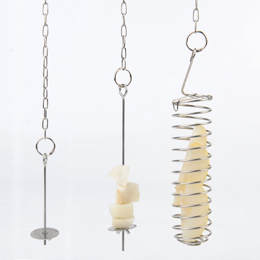 Stainless steel fruit fork bird feeder with a long skewer, chain, and carabiner for hanging fruits and vegetables. - Image 6