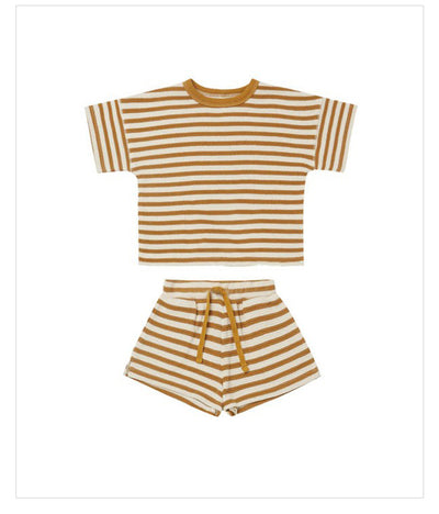 Conjunto de Dos Piezas para Niña con Shorts y Blusa Acanalada a Rayas - Image 8
