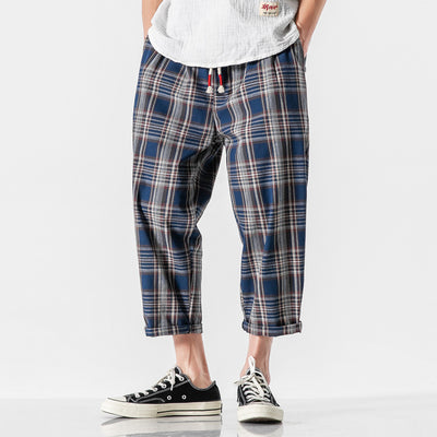 Pantalones Casuales a Cuadros Estilo Asiático con Detalles Desgastados - Image 6