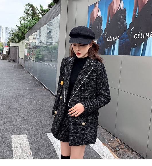 Conjunto de Blazer y Shorts de Lana a Cuadros - Image 9