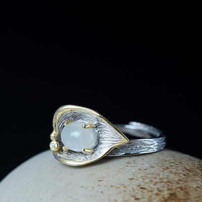 Anillo Vintage de Lirio Cala con Acabado Desgastado - Image 7