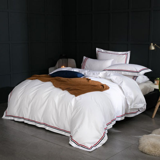Juego de Cama Blanco 4 Piezas Algodón Puro Estilo Europeo - Image 4