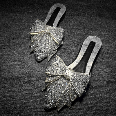 Pantuflas Elegantes para Mujer con Moño y Cristales Brillantes - Image 3