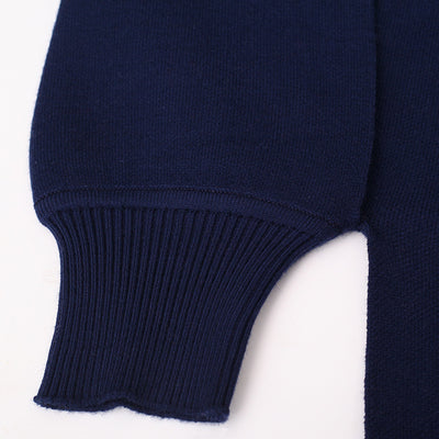 Chal de Invierno para Mujer con Mangas y Bordados Versátil - Image 6